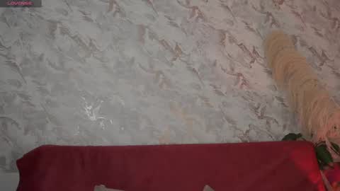 Snapshot of roselinedior chatting on 09-25-25, 01:15 Lyla OF roselinedior online show from 09-25-25, 01:15