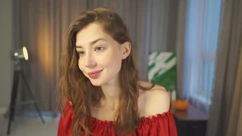 Snapshot of rosellegaeta chatting on 11-09-25, 04:11 Elsa online show from 11-09-25, 04:11