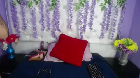 Julieta online show from 12-10-24, 07:00