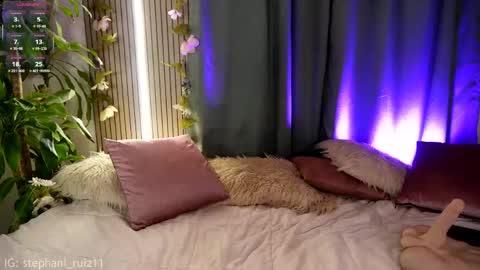 Stephani online show from 05-05-26, 08:28