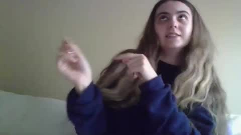 Snapshot of roseoca chatting on 03-28-26, 03:55 roseoca online show from 03-28-26, 03:55