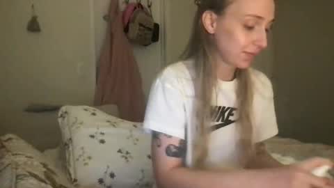 RosePuzzy69 online show from 02-09-26, 01:53