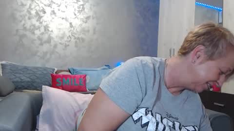 Snapshot of roses_and_lillies chatting on 02-24-26, 06:28 Lovepinklilly online show from 02-24-26, 06:28