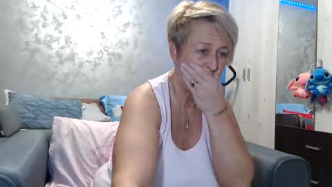 Snapshot of roses_and_lillies chatting on 03-02-26, 06:37 Lovepinklilly online show from 03-02-26, 06:37