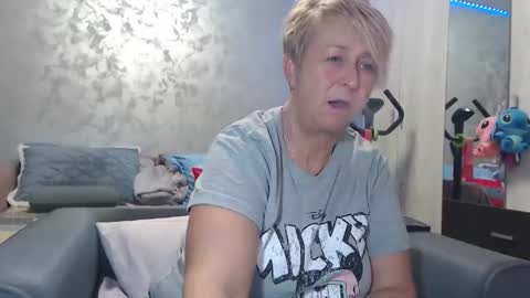 Snapshot of roses_and_lillies chatting on 03-03-26, 05:52 Lovepinklilly online show from 03-03-26, 05:52