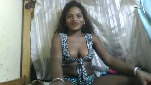 Roseyaa online show from 09-15-25, 06:41