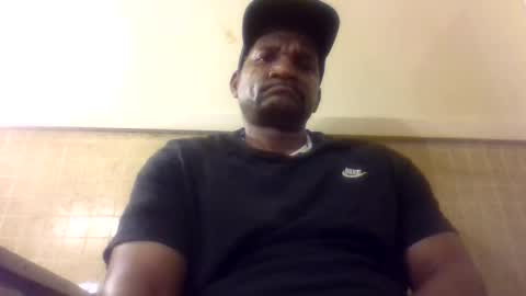 Snapshot of roshun69 chatting on 05-05-26, 05:04 Roshun Haynes online show from 05-05-26, 05:04