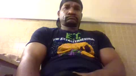 Snapshot of roshun69 chatting on 05-26-26, 05:47 Roshun Haynes online show from 05-26-26, 05:47