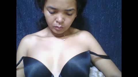 rosia685234 online show from 12-20-25, 07:59