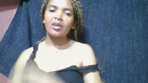 rosia685234 online show from 04-29-26, 03:38