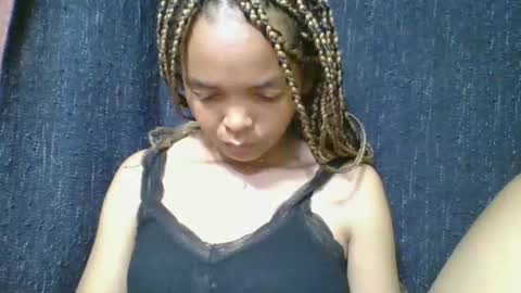 rosia685234 online show from 04-30-26, 02:51