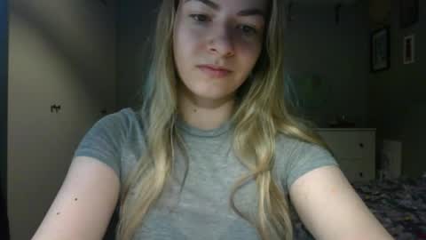 Rosie online show from 05-12-26, 06:43