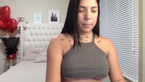 rosiehw online show from 12-15-24, 02:41