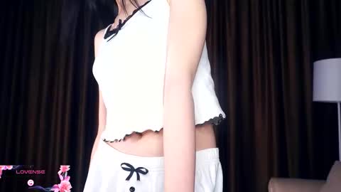 Edwina online show from 11-09-25, 04:55