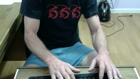 Snapshot of ross96180 chatting on 02-23-25, 09:00 ross96180 online show from 02-23-25, 09:00