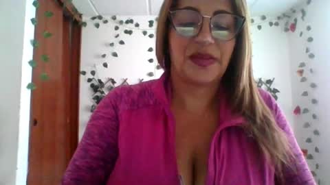 Snapshot of rossanalionheart chatting on 02-21-26, 12:28 Rossana online show from 02-21-26, 12:28