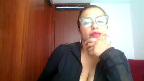 Rossana  online show from 05-03-26, 01:17