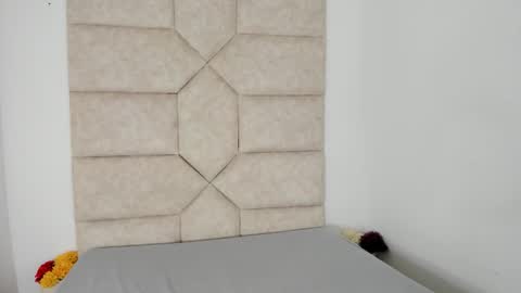 rosse_evans_3 online show from 10-18-25, 01:41