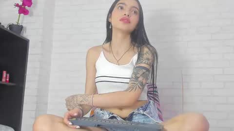 Snapshot of rosse_thompson11 chatting on 12-30-24, 07:42 rosse_thompson11 online show from 12-30-24, 07:42