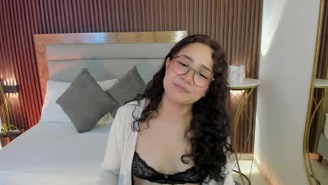 rossie_lanie_ online show from 04-07-26, 07:36