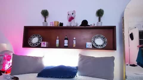 Snapshot of rossiie_hunt_ chatting on 02-04-26, 04:57 rossiie_hunt_ online show from 02-04-26, 04:57