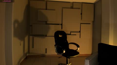 Snapshot of rossirivers chatting on 02-28-26, 12:06 Rossie Rivers online show from 02-28-26, 12:06