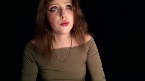 rosy_petal online show from 11-08-25, 11:43