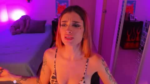 Snapshot of rot_wallace chatting on 03-09-26, 07:29 rot_wallace online show from 03-09-26, 07:29