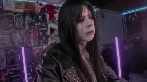 Snapshot of rotten_dreams chatting on 03-26-26, 11:54 rot online show from 03-26-26, 11:54