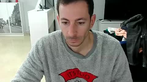 Snapshot of roubarixx chatting on 01-13-25, 08:15 roubarixx online show from 01-13-25, 08:15