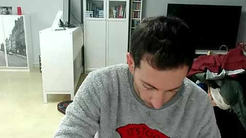 Snapshot of roubarixx chatting on 01-17-25, 09:17 roubarixx online show from 01-17-25, 09:17