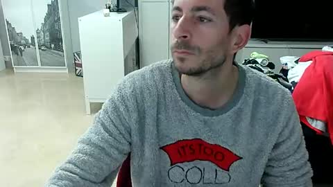 Snapshot of roubarixx chatting on 02-10-25, 06:20 roubarixx online show from 02-10-25, 06:20