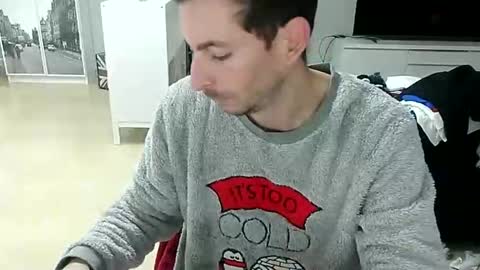 Snapshot of roubarixx chatting on 02-16-25, 07:26 roubarixx online show from 02-16-25, 07:26