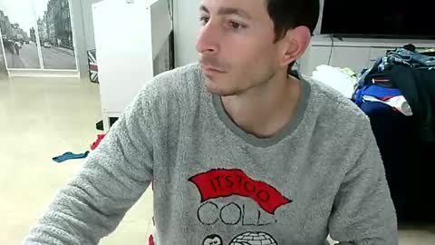 Snapshot of roubarixx chatting on 02-26-25, 08:37 roubarixx online show from 02-26-25, 08:37