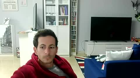 Snapshot of roubarixx chatting on 02-26-25, 07:27 roubarixx online show from 02-26-25, 07:27