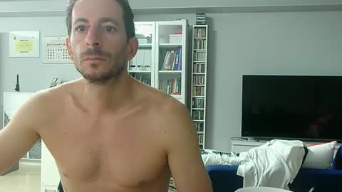 Snapshot of roubarixx chatting on 09-10-25, 07:19 roubarixx online show from 09-10-25, 07:19