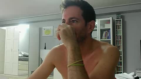 Snapshot of roubarixx chatting on 09-22-25, 07:21 roubarixx online show from 09-22-25, 07:21
