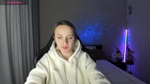 Snapshot of rousereed chatting on 12-06-24, 04:38 Rouse online show from 12-06-24, 04:38