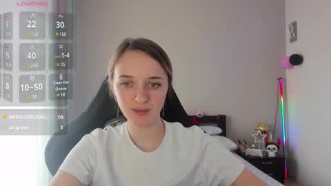 Snapshot of rousereed chatting on 03-05-25, 11:17 Rouse online show from 03-05-25, 11:17