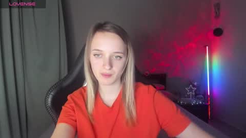 Snapshot of rousereed chatting on 03-07-25, 05:17 Rouse online show from 03-07-25, 05:17