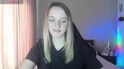 Snapshot of rousereed chatting on 03-11-25, 01:34 Rouse online show from 03-11-25, 01:34