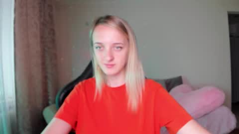 Snapshot of rousereed chatting on 09-10-25, 06:24 Rouse online show from 09-10-25, 06:24