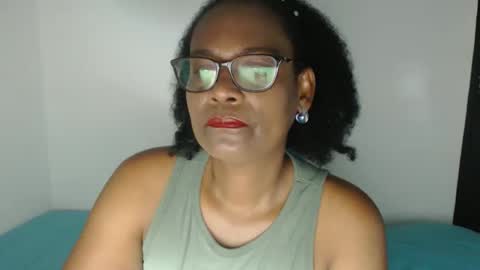 luxa online show from 02-19-26, 01:07
