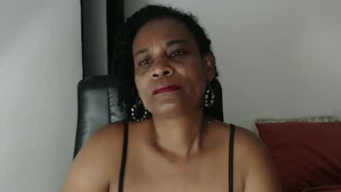 luxa online show from 05-06-26, 10:04