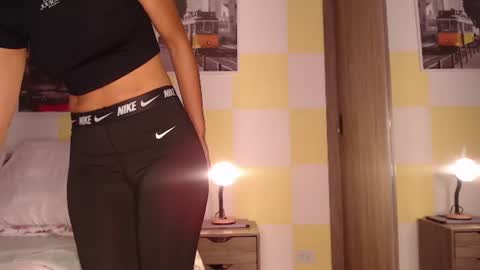 Rouss marie henao  online show from 06-30-26, 10:55