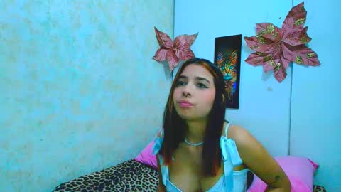 rousse_violet online show from 02-07-25, 08:20