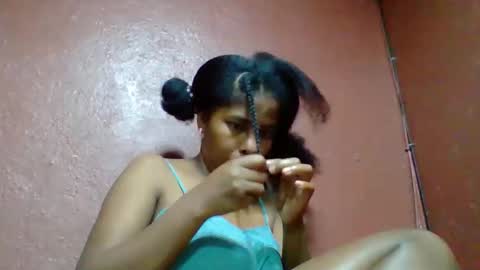 rovaelyah online show from 10-14-25, 05:41