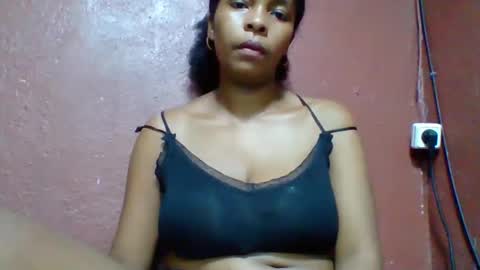 rovaelyah online show from 11-23-25, 08:03