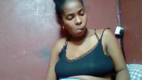 Snapshot of rovaelyah chatting on 02-12-26, 07:20 rovaelyah online show from 02-12-26, 07:20