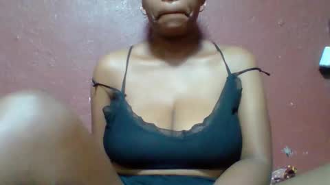 Snapshot of rovaelyah chatting on 03-04-26, 02:50 rovaelyah online show from 03-04-26, 02:50